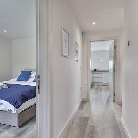 Newly Renovated 3 Bed 2 Bath Apartment & Parking Sheffield Buitenkant foto