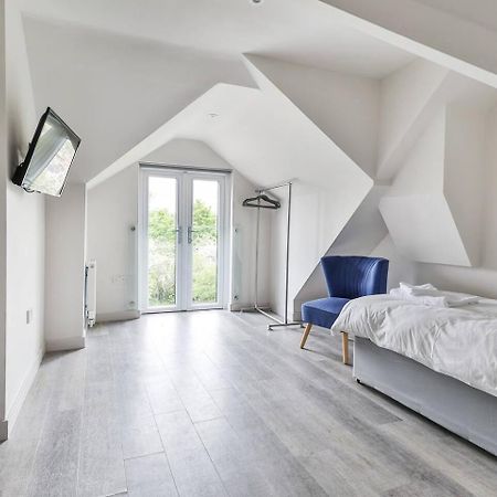 Newly Renovated 3 Bed 2 Bath Apartment & Parking Sheffield Buitenkant foto